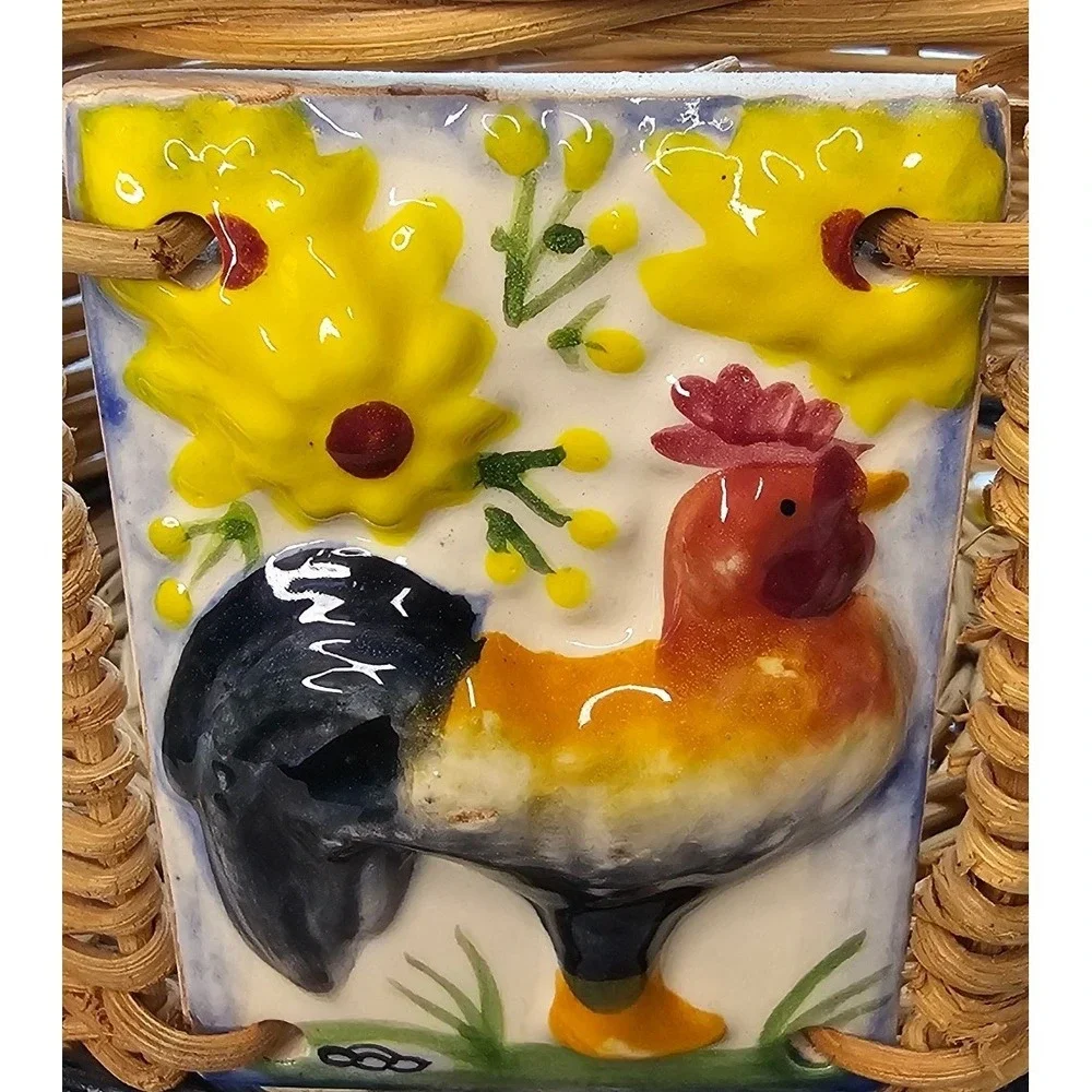 VTG Wicker Rooster Basket Sunflower Ceramic Tile Farmhouse Decor Round 10in